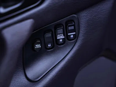 2009 متسوبيشي 3000جي تي في ار 4