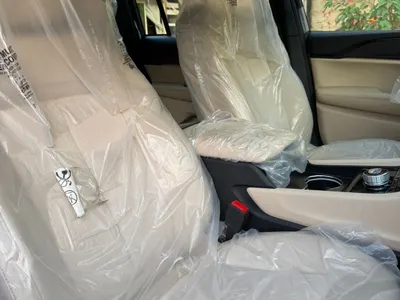 2025 جييب جراند شيروكي لاريدو