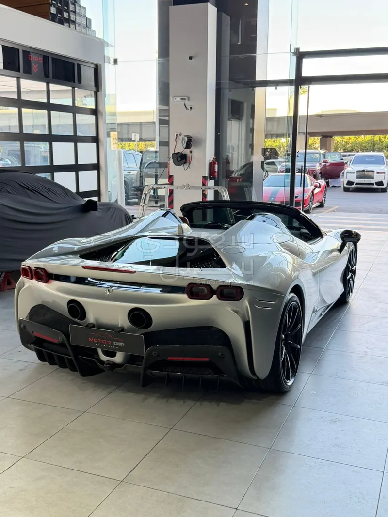 2022 فيراري اس اف 90 سبايدر