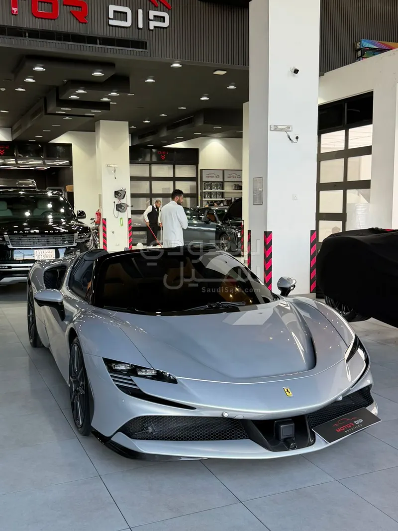 2022 فيراري اس اف 90 سبايدر