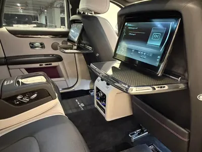 2022 رولز رويس قوست بلاك بادج