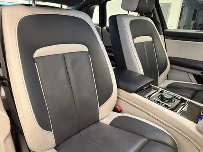 2022 رولز رويس قوست بلاك بادج