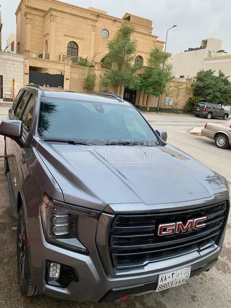 2021 جي ام سي يوكون اي تي 4