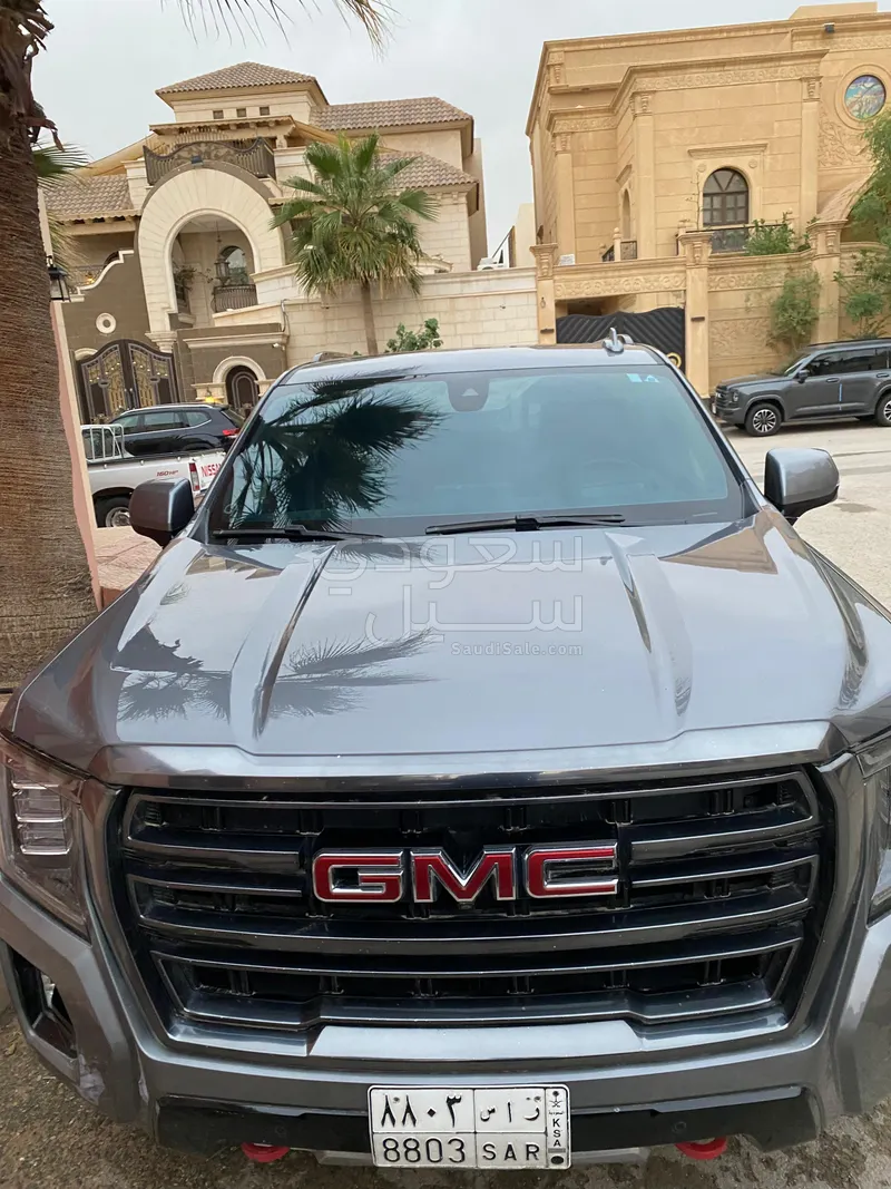 2021 جي ام سي يوكون اي تي 4