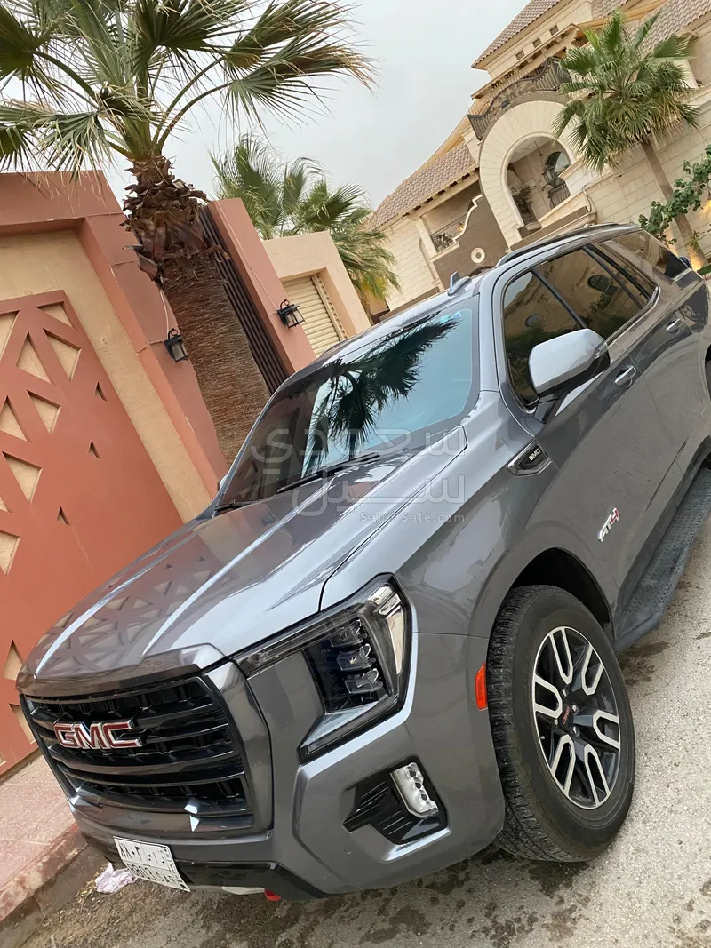 2021 جي ام سي يوكون اي تي 4