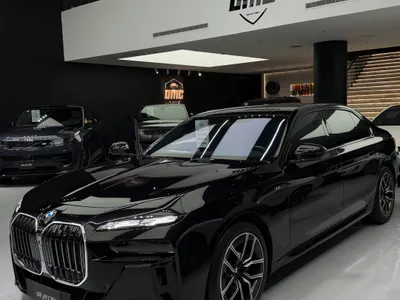 2025 BMW 7 Series 735i