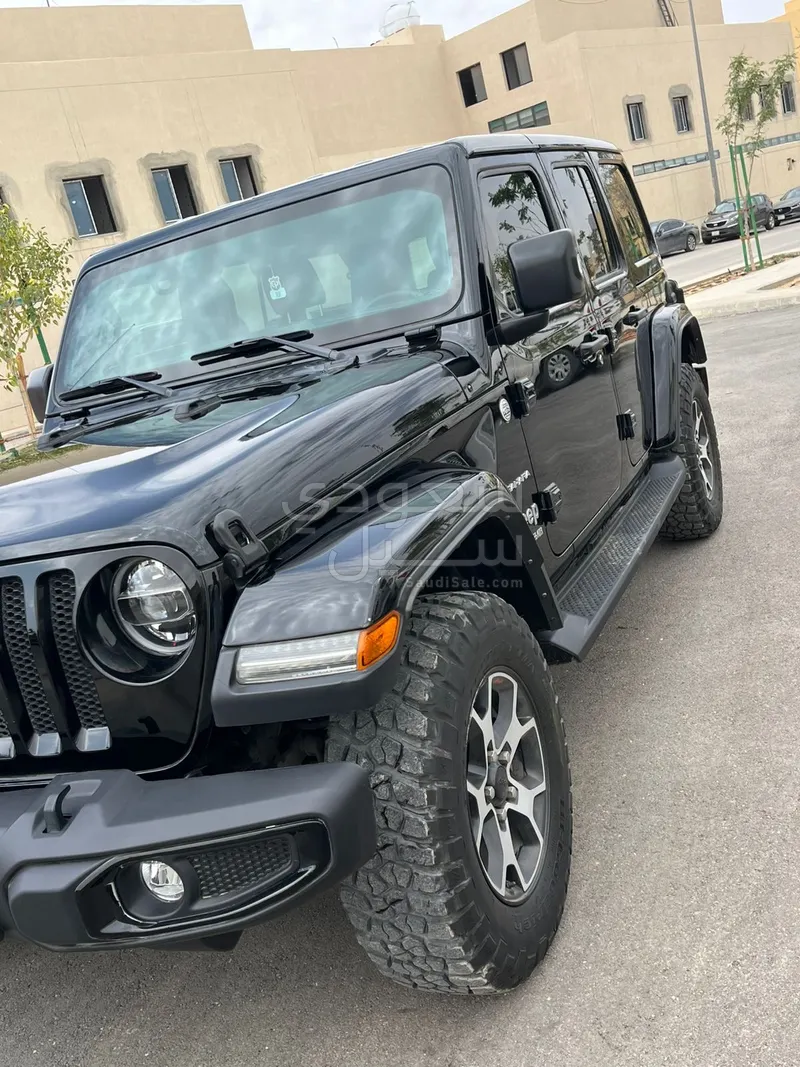 2021 جييب رانجلر صحارى