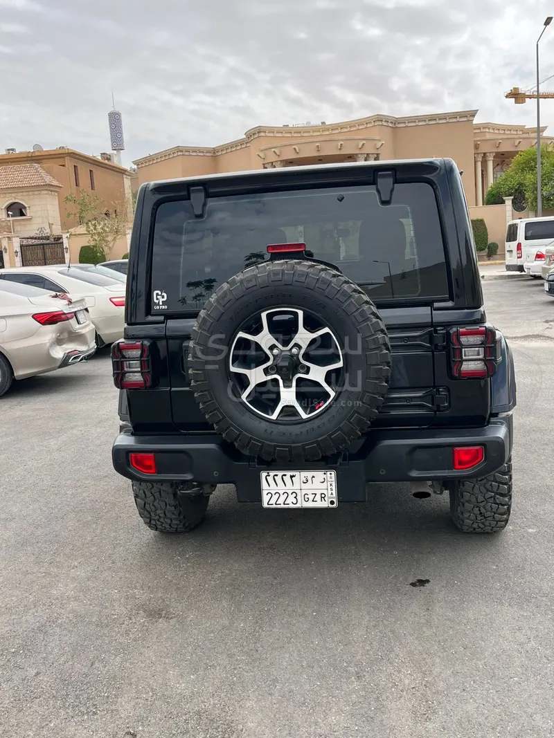 2021 جييب رانجلر صحارى