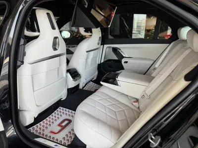 2026 بي ام دبليو الفئة السابعة 735أي