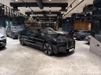 2026 بي ام دبليو الفئة السابعة 735أي