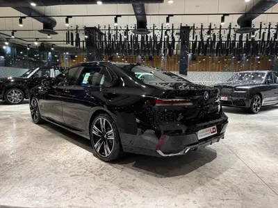 2026 بي ام دبليو الفئة السابعة 735أي