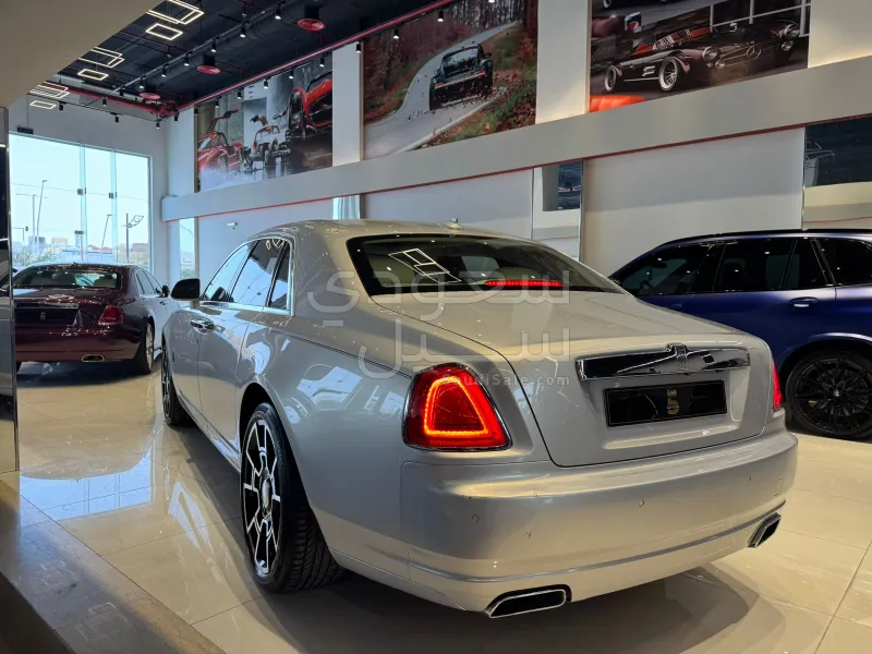 2014 رولز رويس قوست