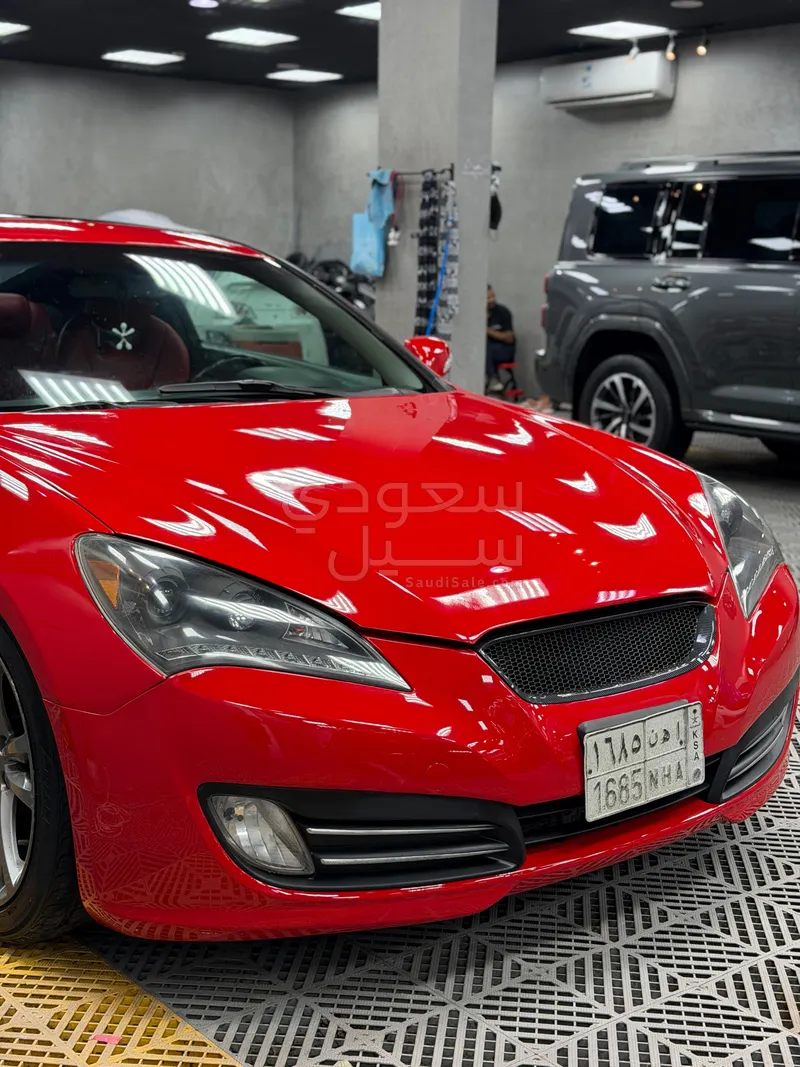 2010 جينيسيس جي 70