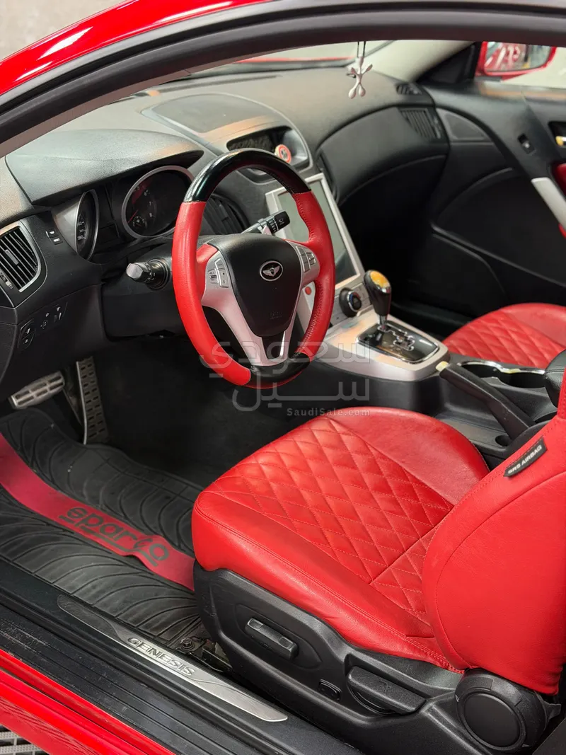 2010 جينيسيس جي 70