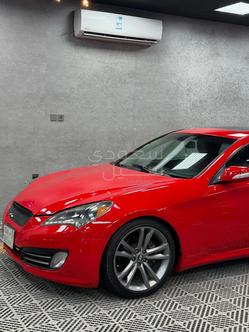 2010 جينيسيس جي 70