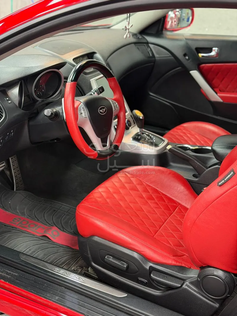 2010 جينيسيس جي 70