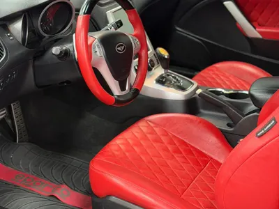 2010 جينيسيس جي 70