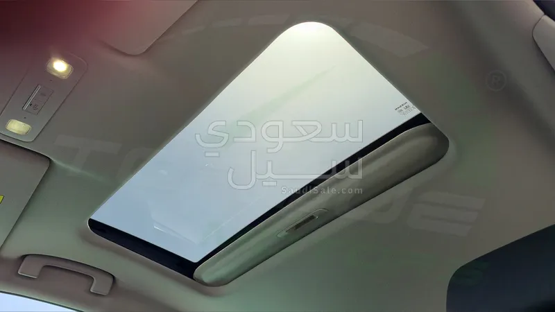 2025 نيسان ماكسيما