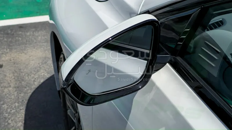 2025 نيسان ماكسيما