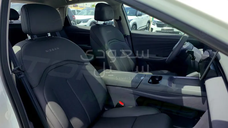 2025 نيسان ماكسيما