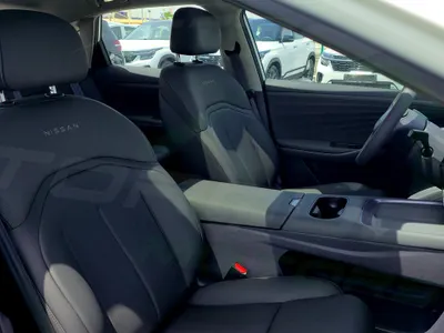 2025 نيسان ماكسيما