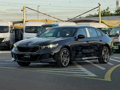 2026 بي ام دبليو الفئة الخامسة 530 إم كت