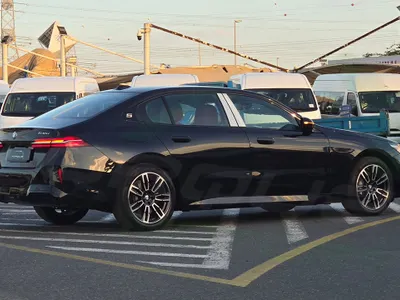 2026 بي ام دبليو الفئة الخامسة 530 إم كت