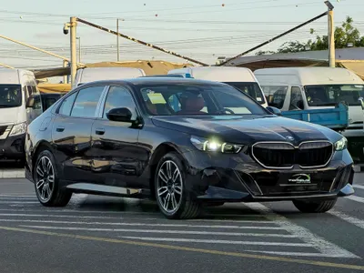 2026 بي ام دبليو الفئة الخامسة 530 إم كت