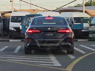 2026 بي ام دبليو الفئة الخامسة 530 إم كت