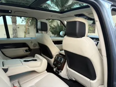 2020 لاند روفر رينج روفر فوج