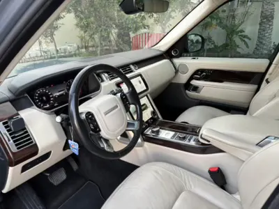 2020 لاند روفر رينج روفر فوج