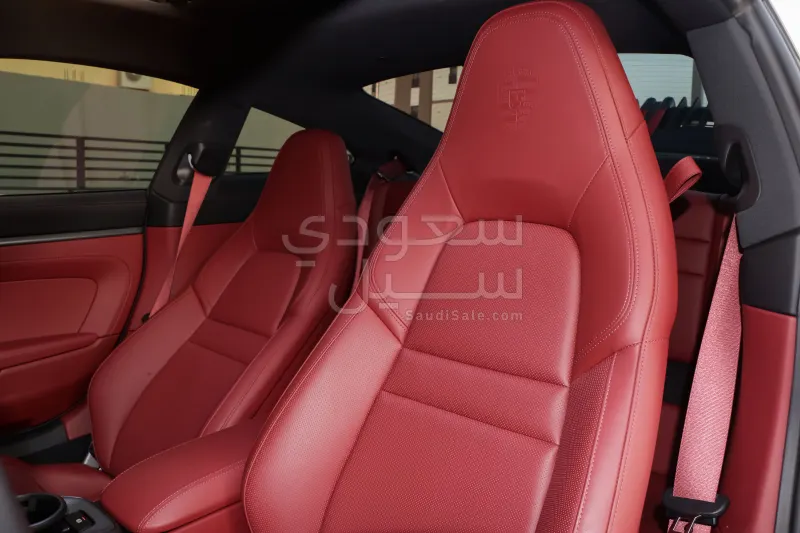 2024 Porsche 911 Carrera S