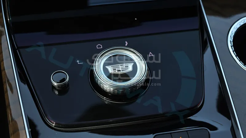 2026 كاديلاك اسكاليد إي إس في