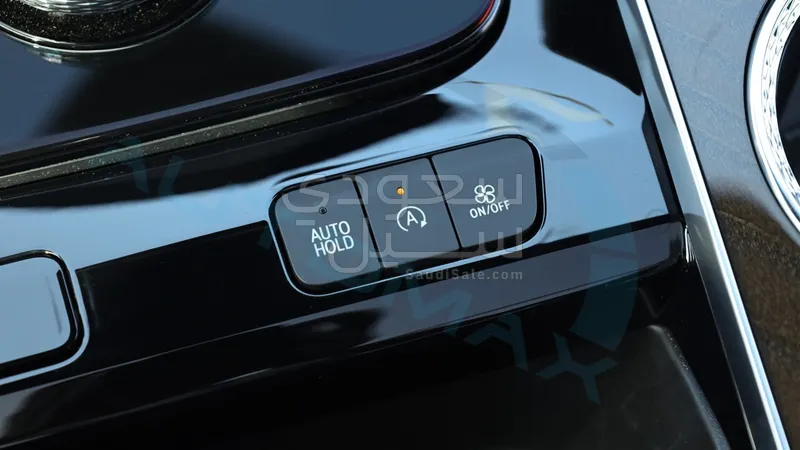 2026 كاديلاك اسكاليد إي إس في