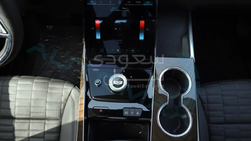 2026 كاديلاك اسكاليد إي إس في