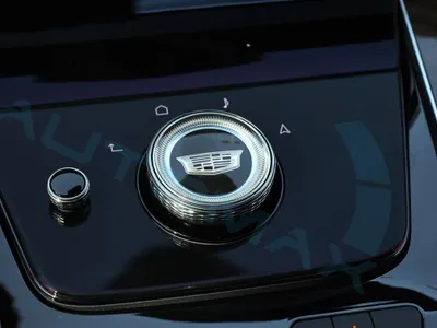 2026 كاديلاك اسكاليد إي إس في