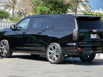 2026 كاديلاك اسكاليد إي إس في