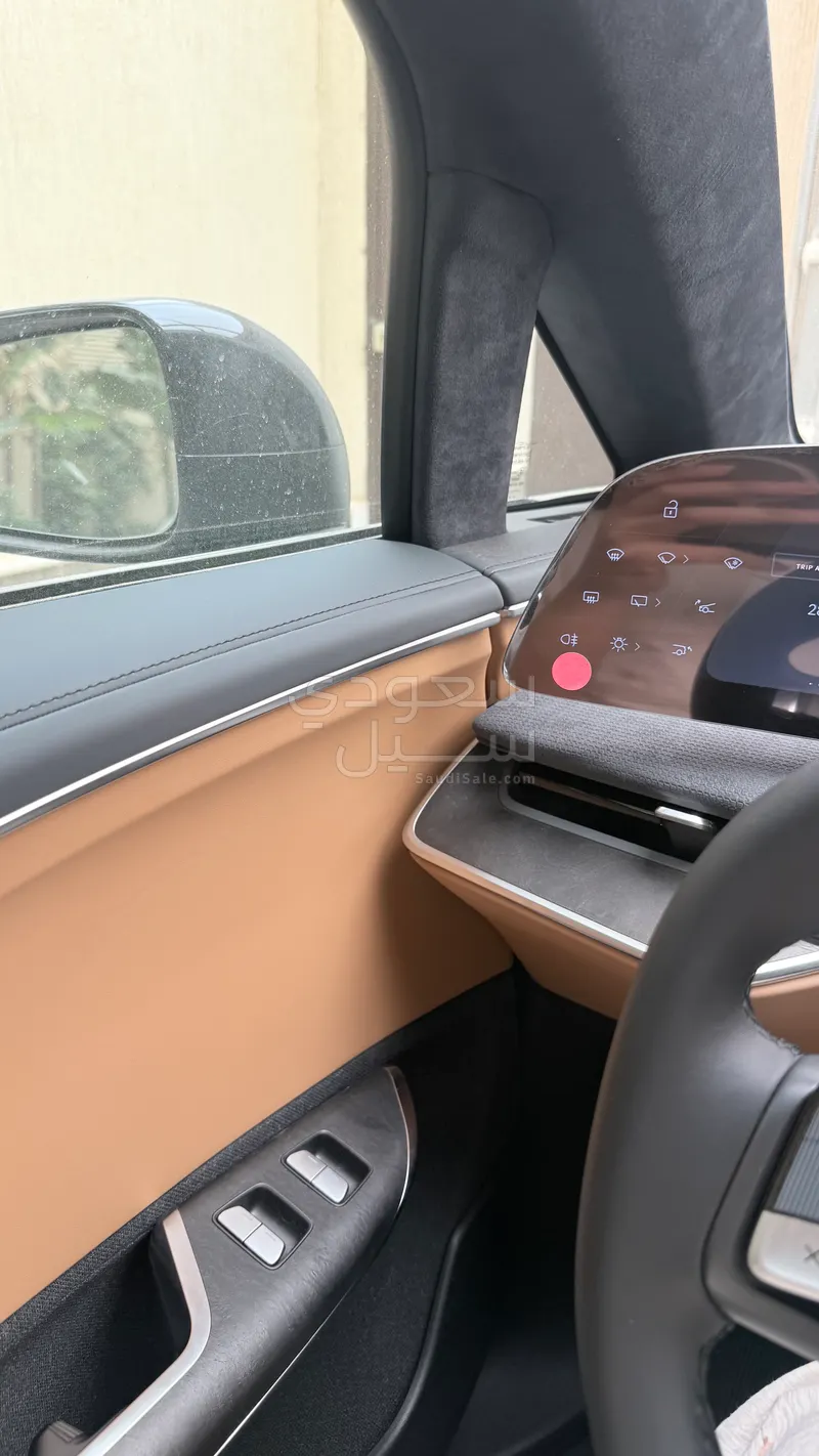 2026 لوسيد جراند تورينج