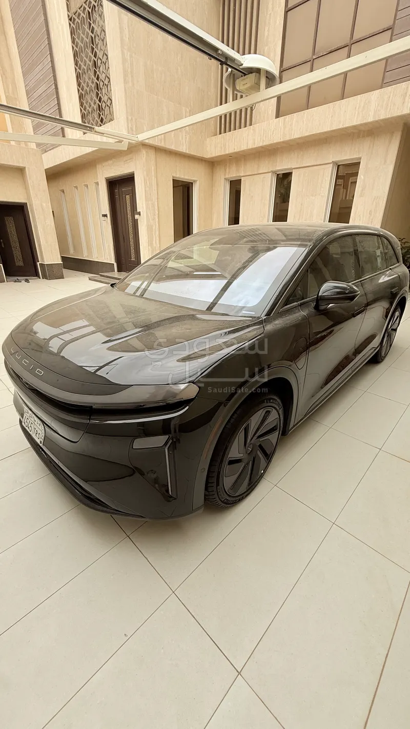 2026 لوسيد جراند تورينج