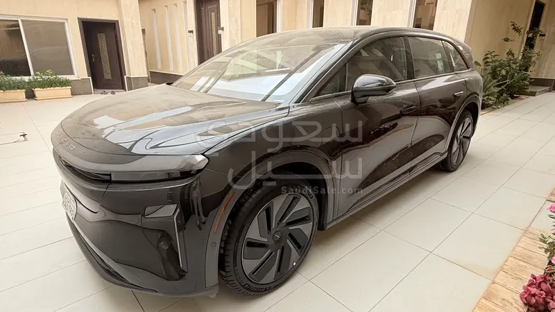 2026 لوسيد جراند تورينج