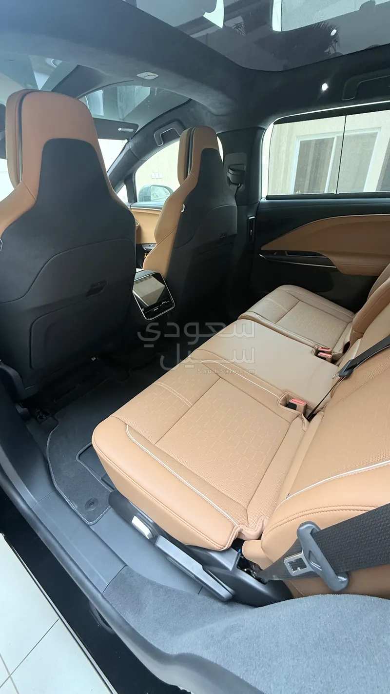 2026 لوسيد جراند تورينج