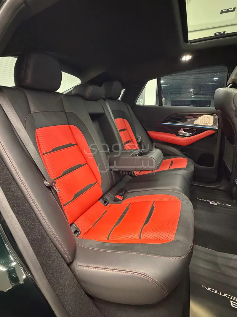 2024 مرسيدس - بنز جي إل إي 53 أي إم جي