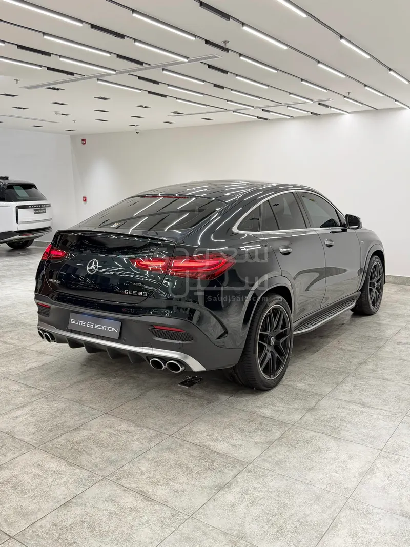 2024 مرسيدس - بنز جي إل إي 53 أي إم جي