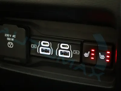 2025 جييب جراند شيروكي ليمتد بلس