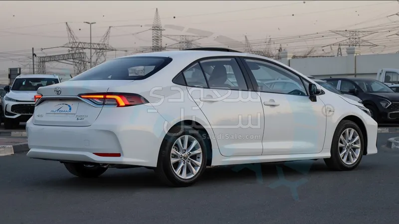 2025 تويوتا كورولا