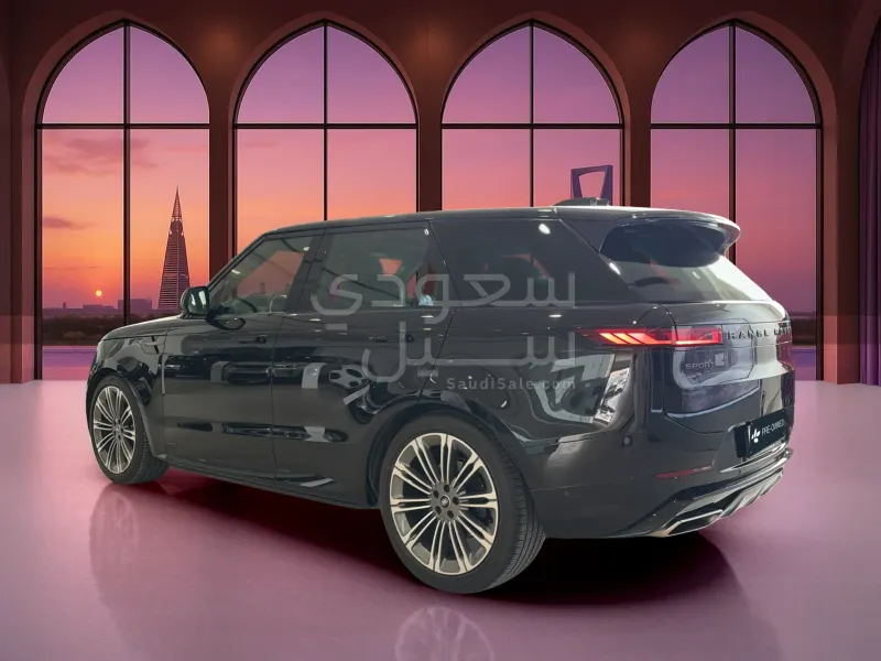 2025 لاند روفر رينج روفر سبورت اوتوبيوجرافي