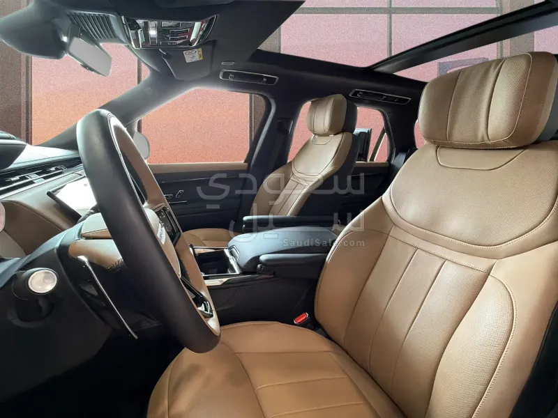 2025 لاند روفر رينج روفر سبورت اوتوبيوجرافي