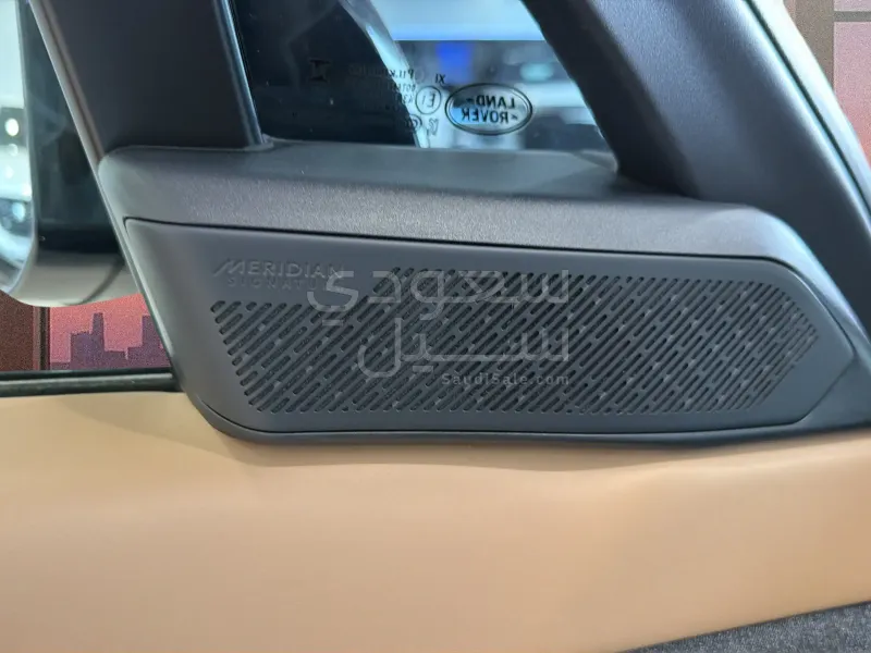 2025 لاند روفر رينج روفر سبورت اوتوبيوجرافي