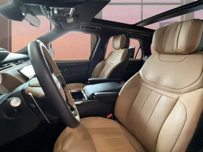 2025 لاند روفر رينج روفر سبورت اوتوبيوجرافي