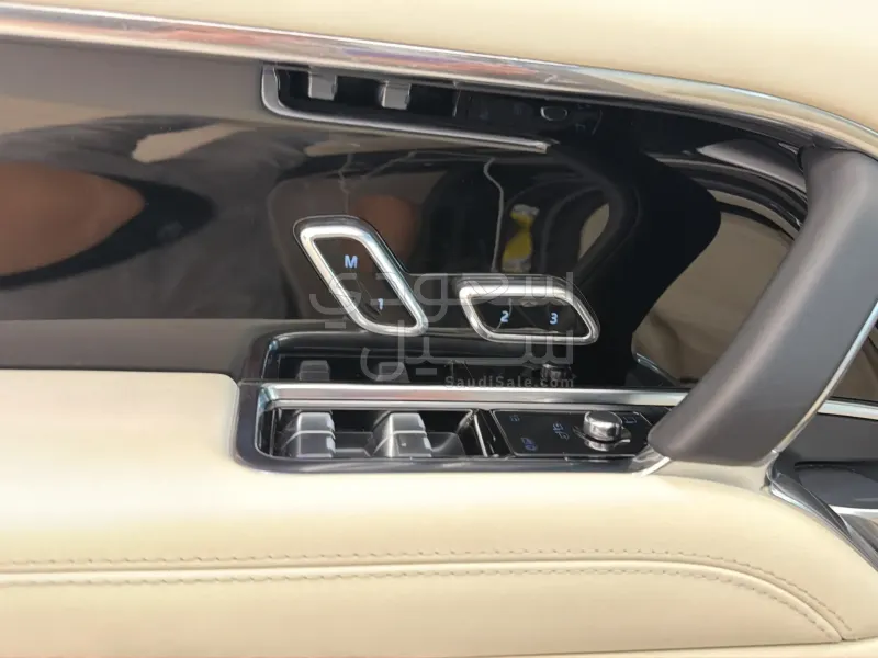 2024 لاند روفر رينج روفر اوتوبيوغرافي ال